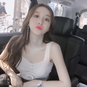 你认真的说你喜欢白山茶是什么歌？