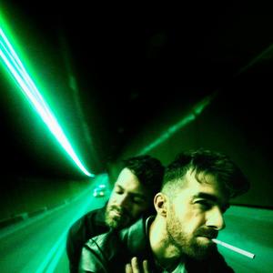 Think Of Us歌词 - The Chainsmokers/GRACEY