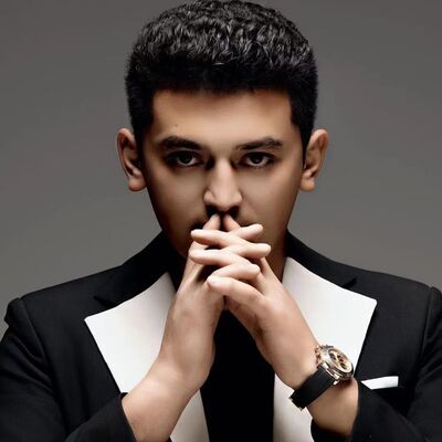 Yiglaymu(我该哭吗)歌词 - Abdusalam Emamhasan