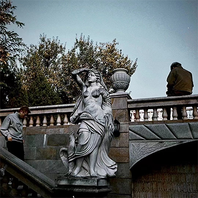 破镜重圆(我弄丢了月亮你赚够了六便士)歌词 - Sasuke / WilB da water