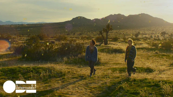 지지배(GGB)歌词带翻译 - SUPER JUNIOR-D&E(东海&银赫)