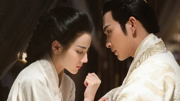 等到时空破碎山川成灰容颜都枯萎是什么歌?