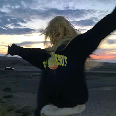 两三句歌词 - 聆聽者