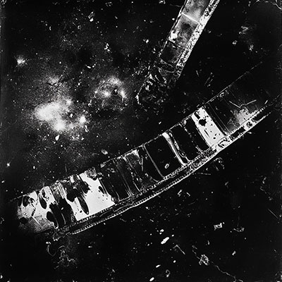 悲伤世界歌词 - Sasuke / CodeC