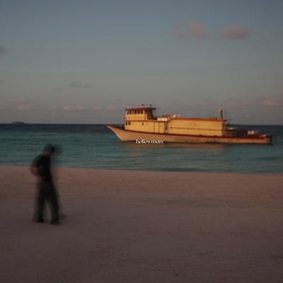 hollowman.歌词 - 8bite