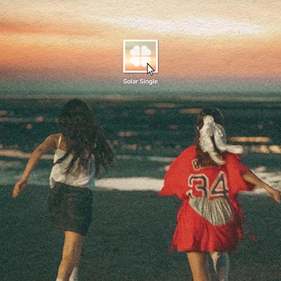 Floating Free歌词 - 颂乐 / 9m88