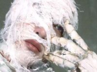 FLY歌词 - 严浩翔